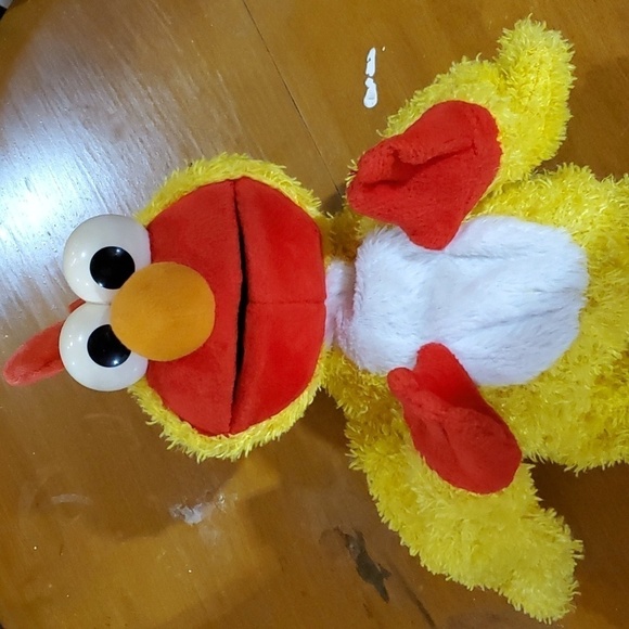 Sesame Street Chicken Dance Elmo Battery Operated FLAW - Picture 5 of 12